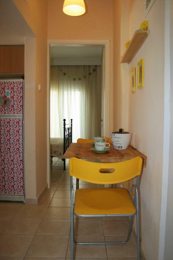 Cosy Apartment By The Sea Metamorfosi  Exteriér fotografie